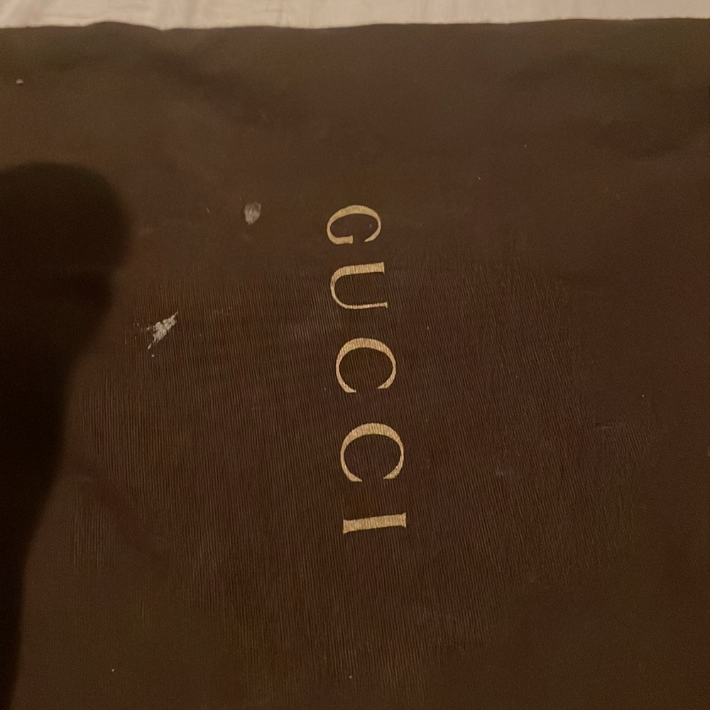 Comfortable - image 6